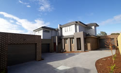 Crookston Rd